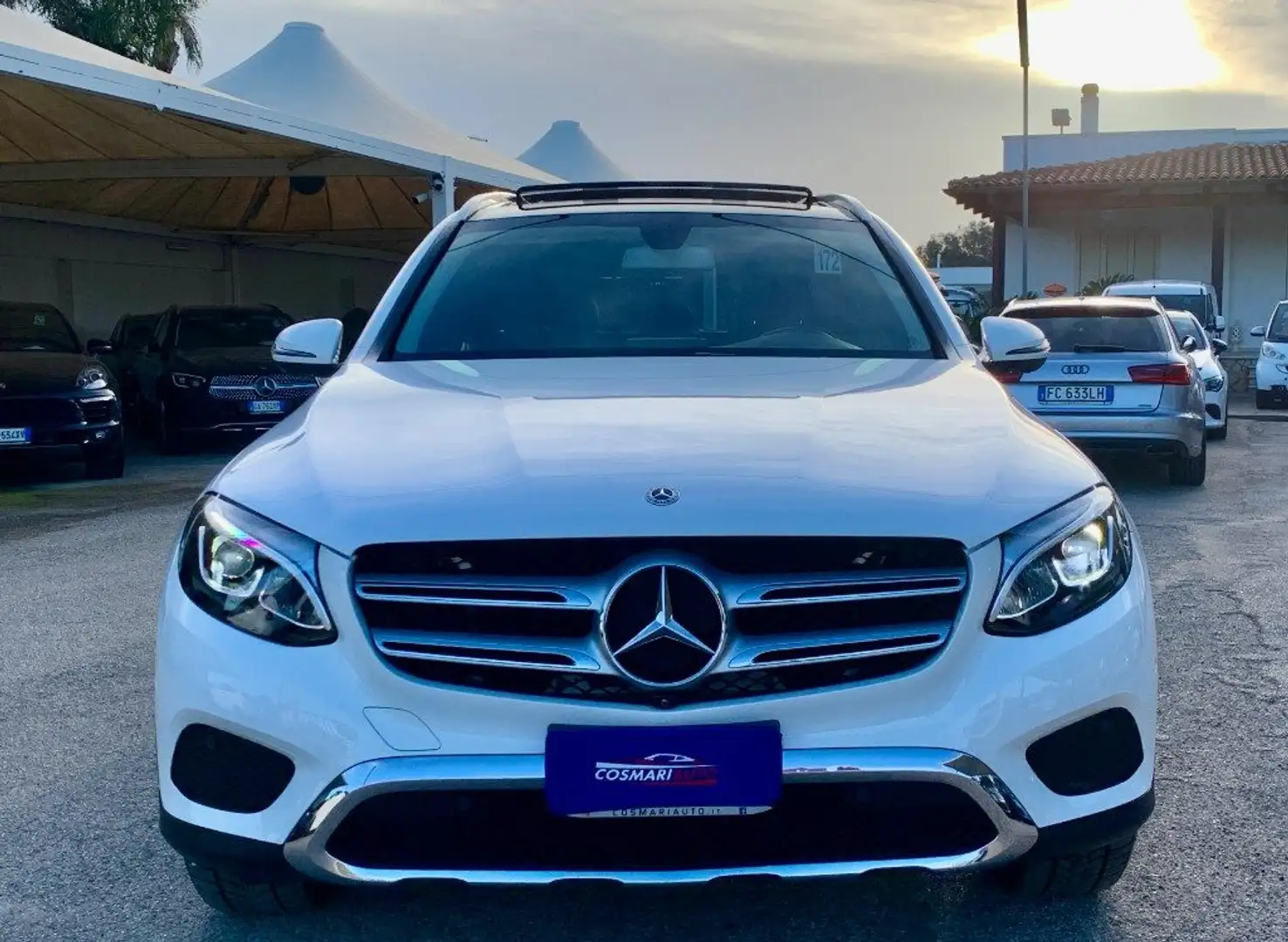 Mercedes-Benz GLC 250 d 4Matic Sport Tetto Luci Ambient Bianco - 2