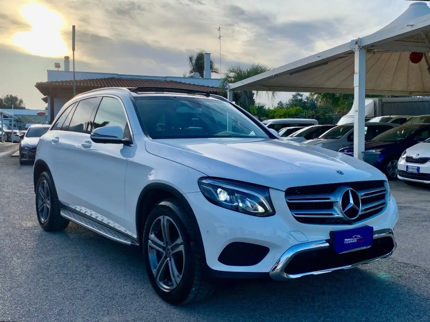 Mercedes-Benz GLC 250 d 4Matic Sport Tetto Luci Ambient Bianco - 1