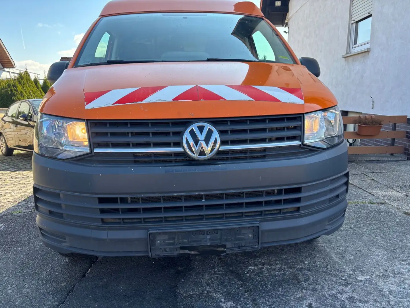 Volkswagen T6 Transporter Kasten-Kombi Kasten Mittelhochdac Orange - 1