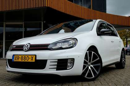 Volkswagen Golf GTI 2.0 GTI/Adidas Edition/Dynaudio/Stoelverwarming/