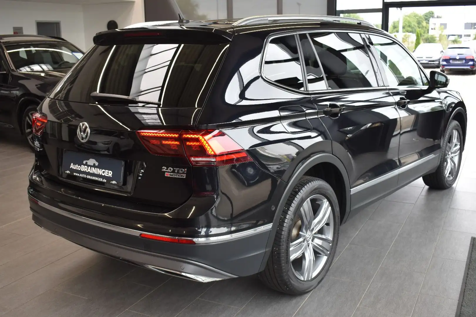 Volkswagen Tiguan Allspace 4M DSG Highline 7Sitzer~Live~LED Nero - 2