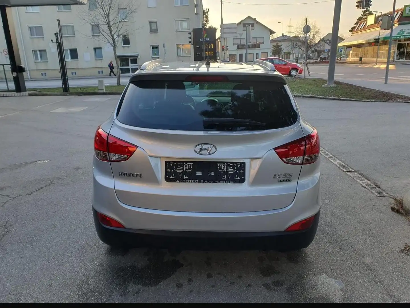 Hyundai iX35 iX35 1,7 CRDi UpGrade UpGrade Silber - 2