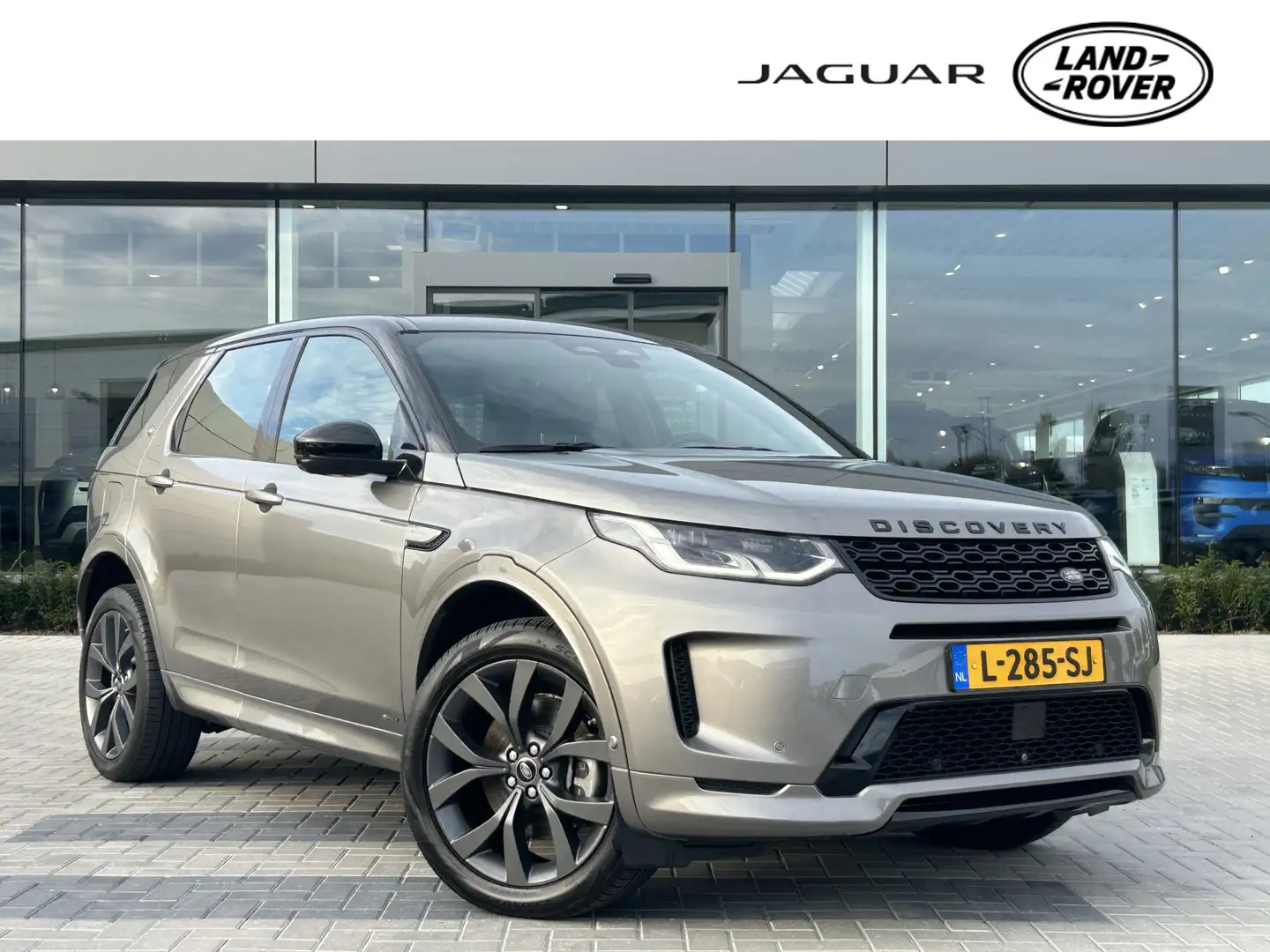 Land Rover Discovery Sport P300e 309pk AWD R-Dynamic S | Panoramadak | 360gr Gris - 1