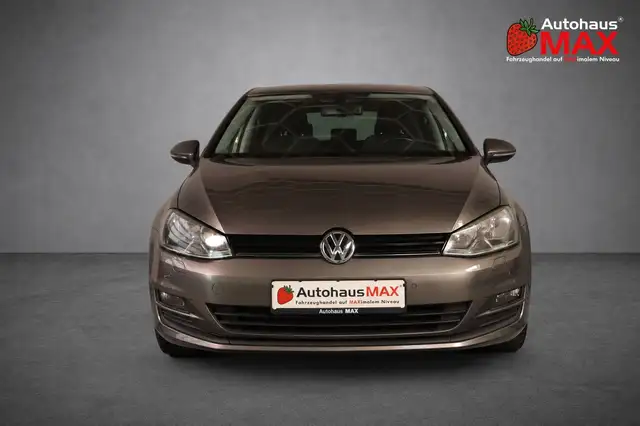 Volkswagen Golf view 9