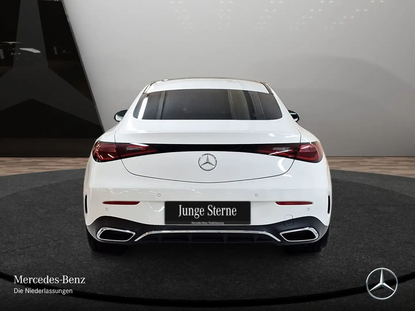 Mercedes-Benz CLE 180 AMG+PANO+LED+KAMERA+TOTW+KEYLESS+9G Blanco - 2