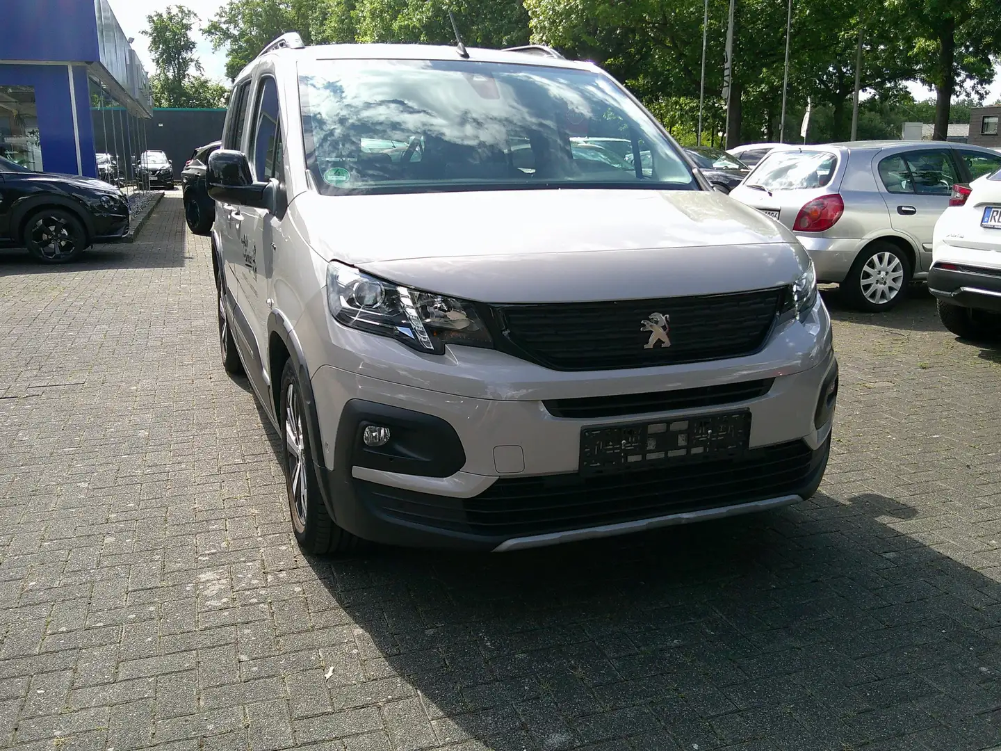 Peugeot Rifter 1,5 BlueHDI 130 L1 GT-Line abn. AHK Grau - 1