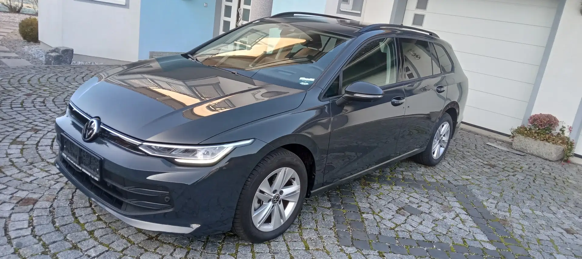 Volkswagen Golf 1,5 eTSI ACT mHev Life DSG Grau - 1