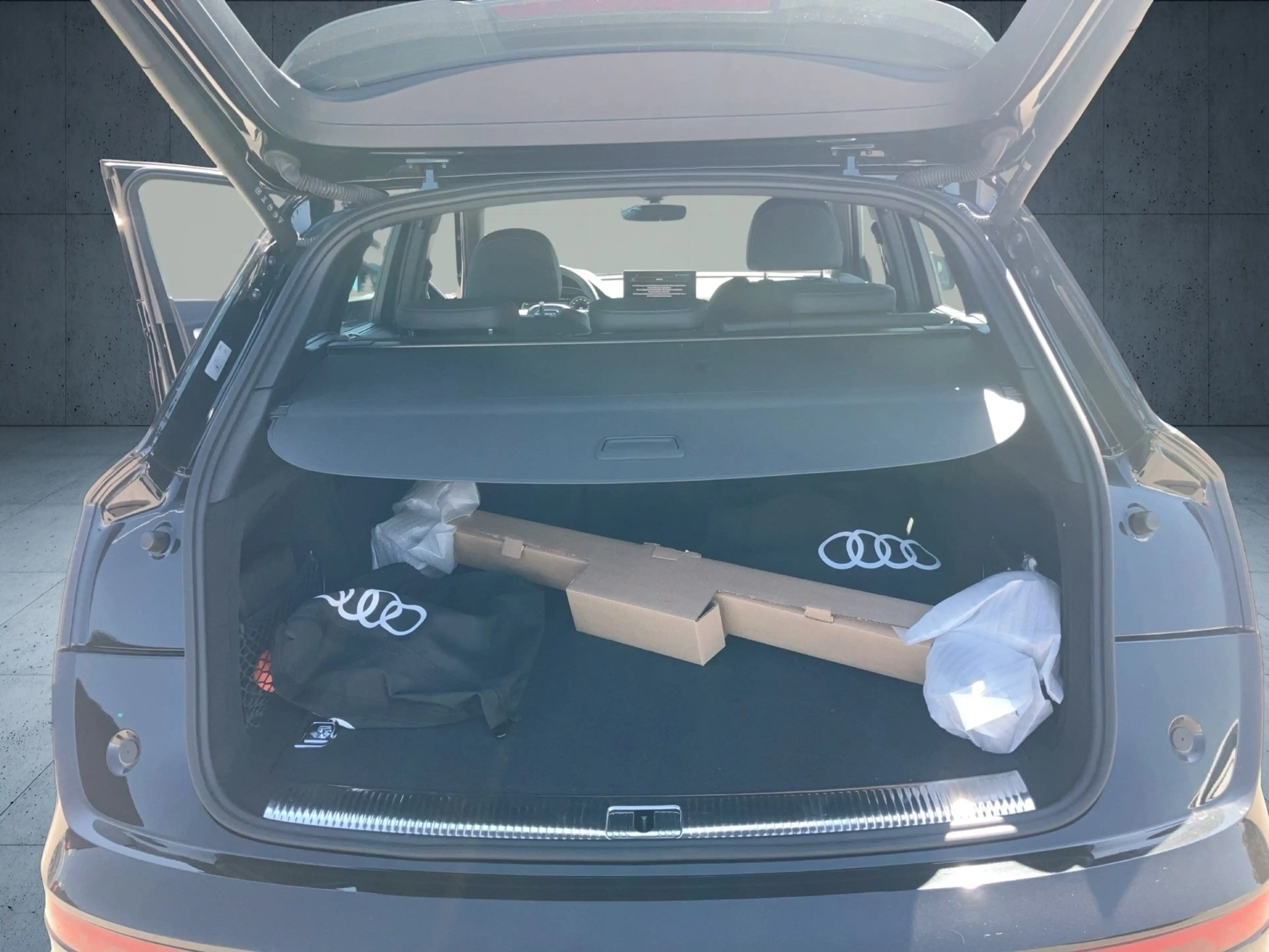 Audi Q5 TFSI e S line S line 50 TFSI e quattro 220(299) S — photo 14
