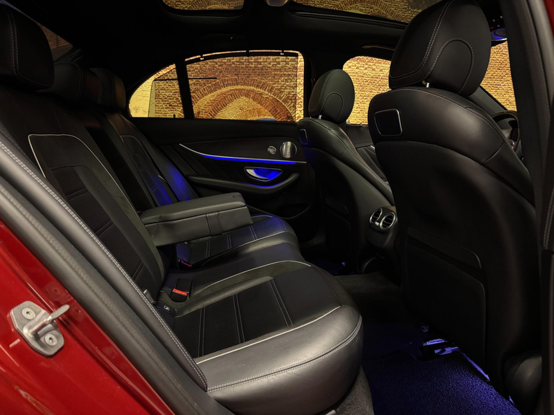 Mercedes-Benz E 63 AMG S 4Matic Premium+ Full Options — photo 17