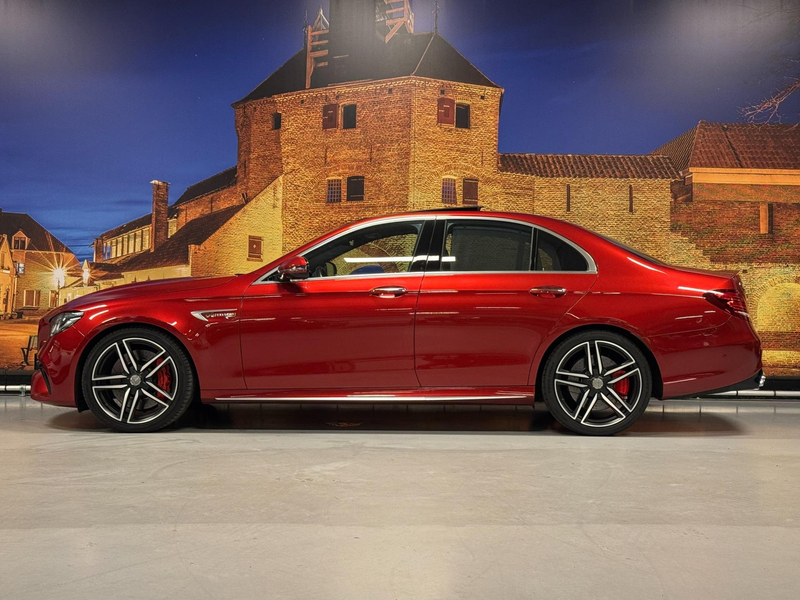 Mercedes-Benz E 63 AMG S 4Matic Premium+ Full Options — photo 10