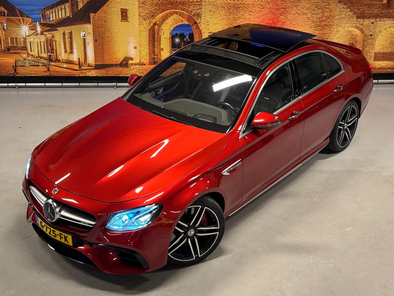 Mercedes-Benz E 63 AMG S 4Matic Premium+ Full Options — photo 50