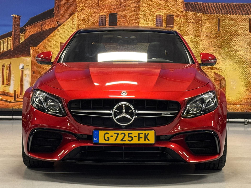 Mercedes-Benz E 63 AMG S 4Matic Premium+ Full Options — photo 5