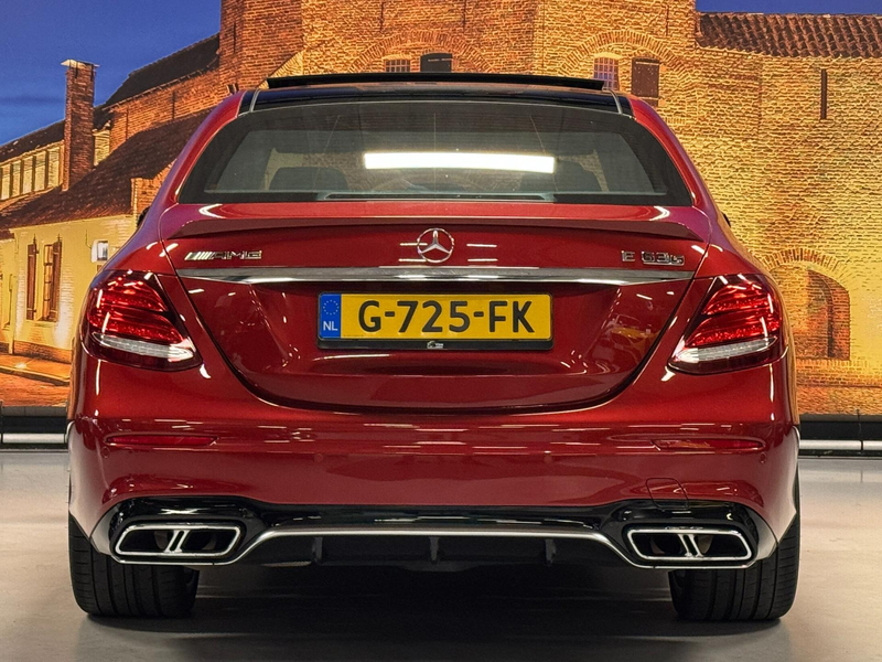 Mercedes-Benz E 63 AMG S 4Matic Premium+ Full Options — photo 6