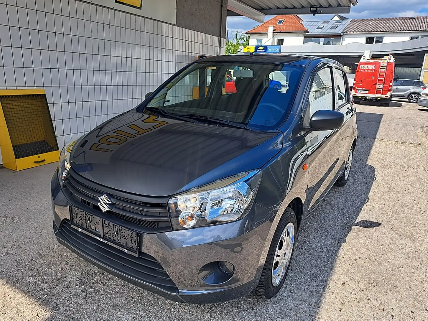 Suzuki Celerio 1,0 Clear AGS Gris - 2