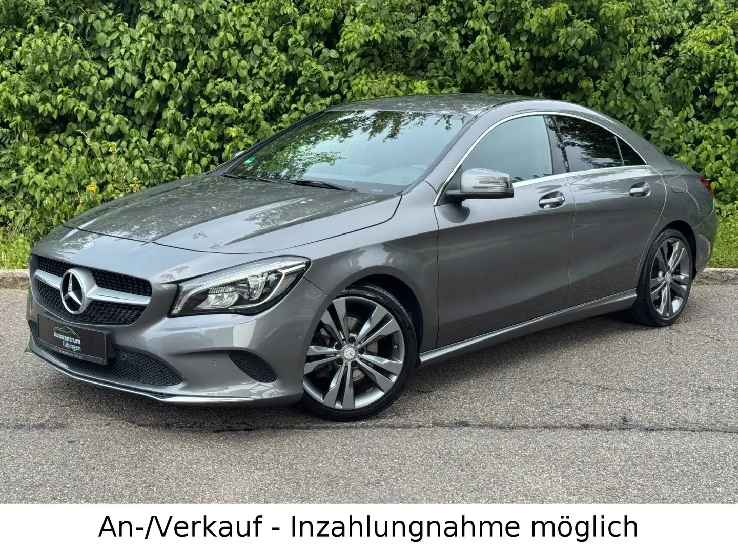 Mercedes-Benz CLA 180 XENON | LEDER | SHZ | NAVI | BLUETOOTH | Grijs - 1