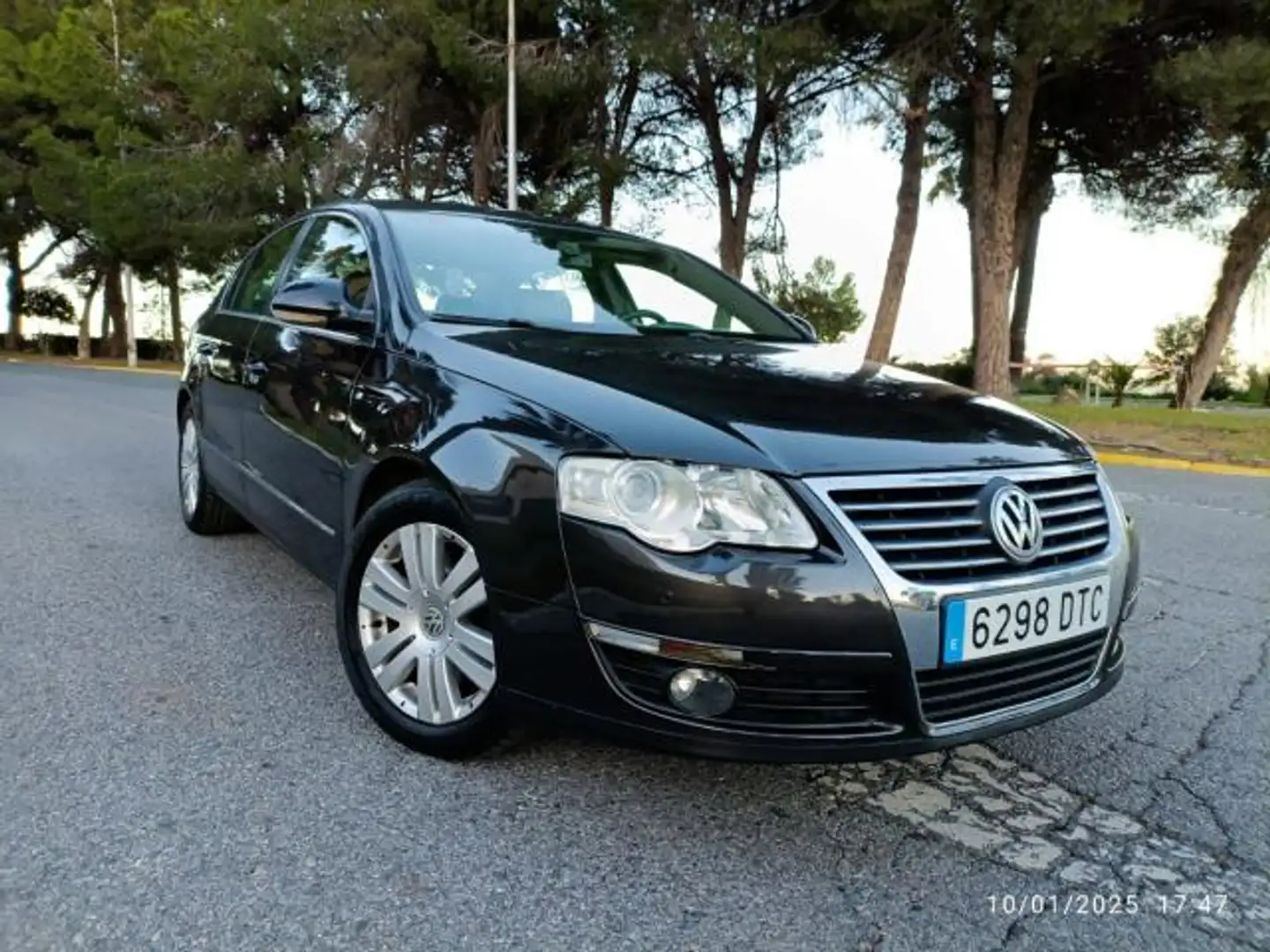 Volkswagen Passat 2.0TDI Sportline DPF Braun - 2