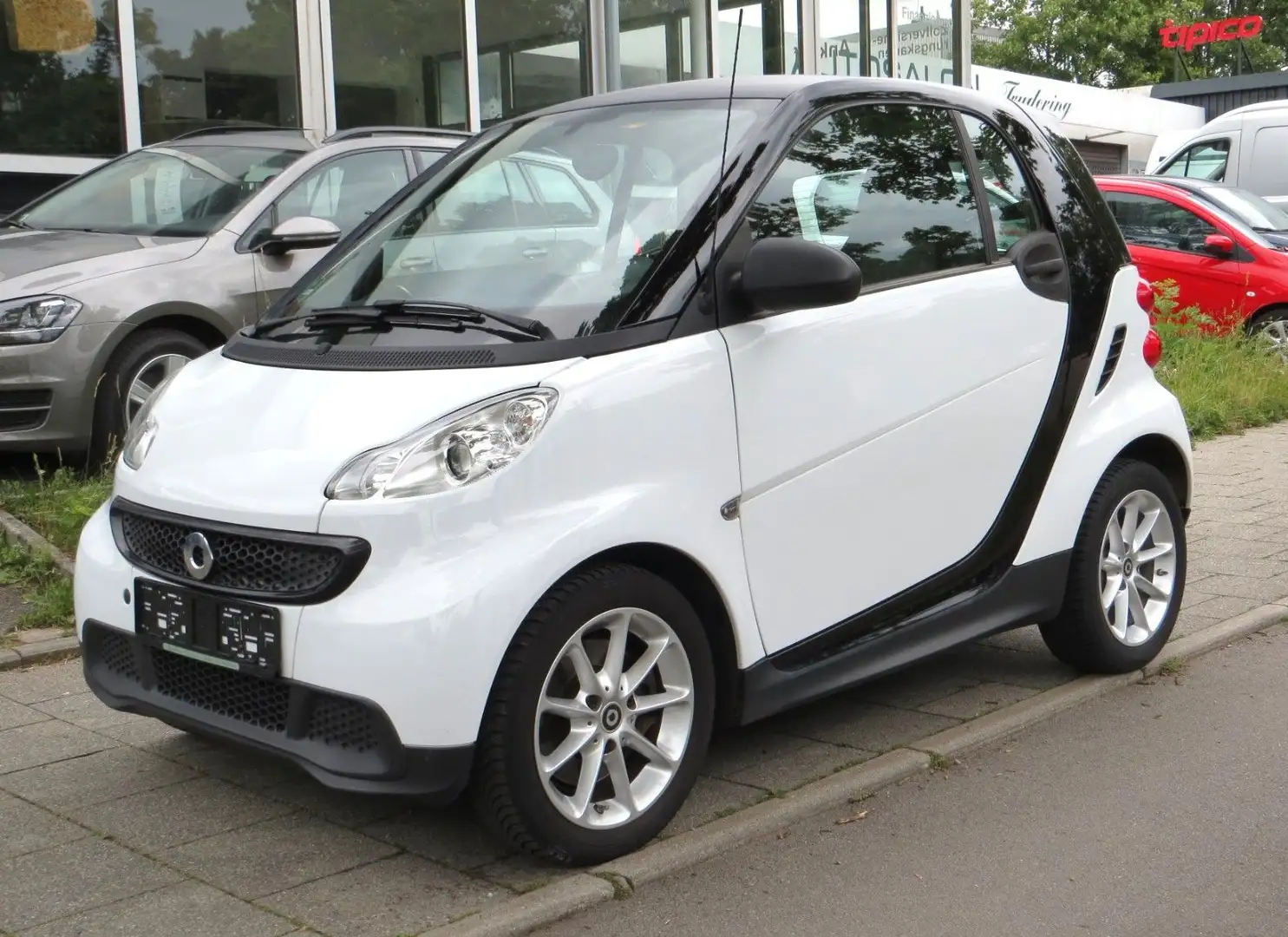 smart forTwo fortwo coupe Basis 45kW Weiß - 1
