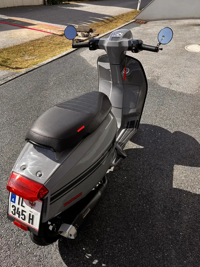 Lambretta V125 Special Gris - 2