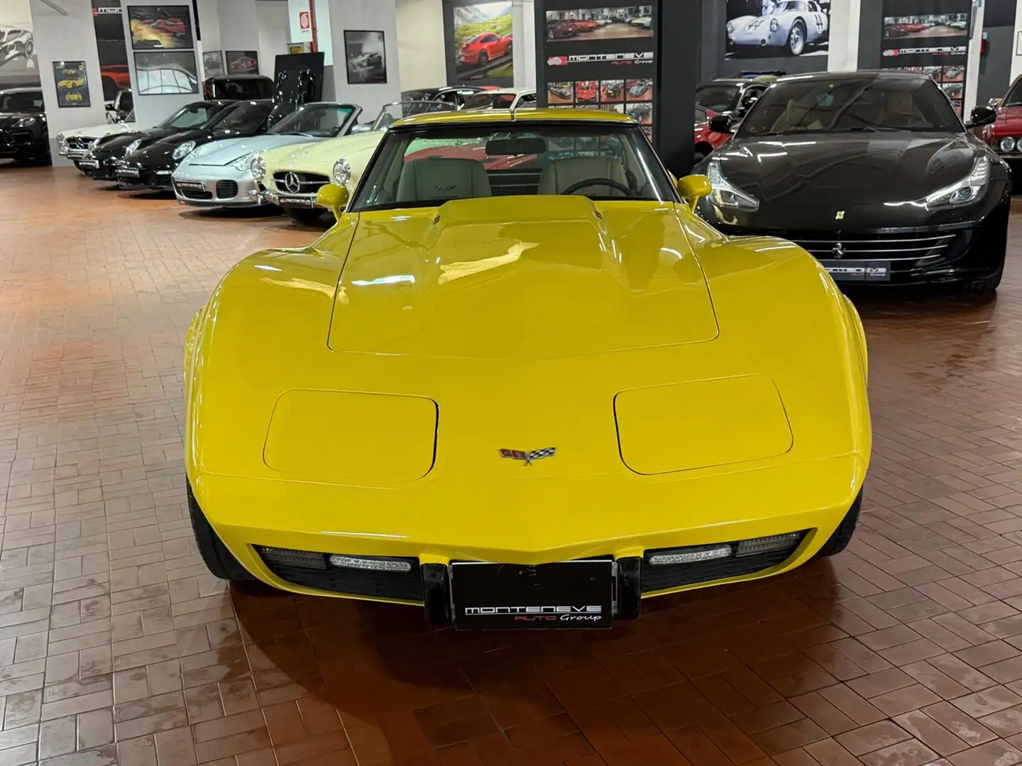Chevrolet Corvette C3 L82 - "Mako Shark" Giallo - 2
