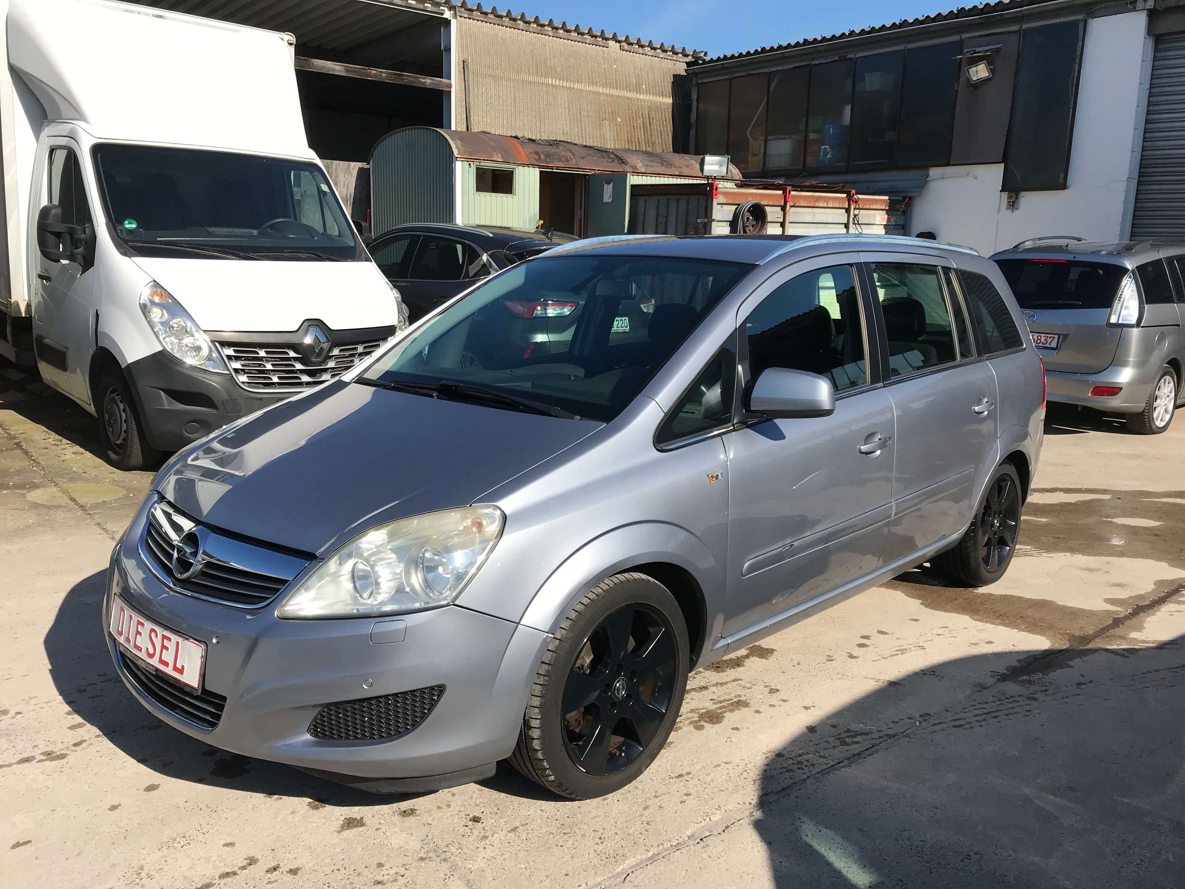 Second hand Opel Zafira 1.9 cdti