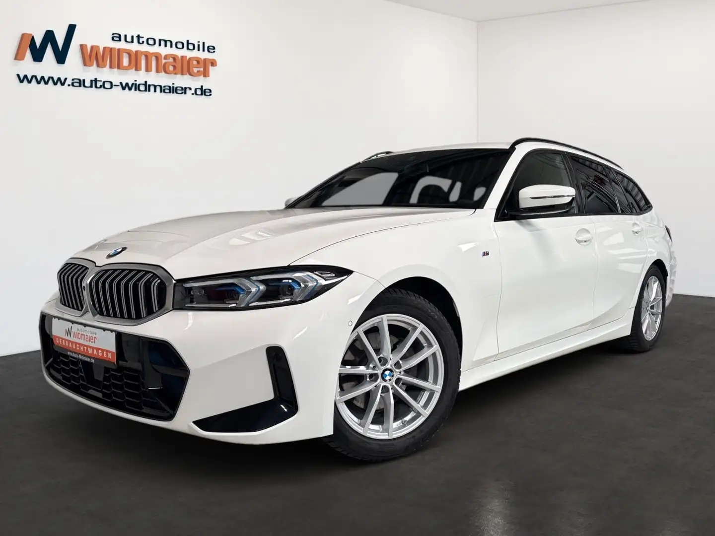 BMW 320 i Touring Sportautomatic - LCI2 / HeadUp/17LM Bianco - 1