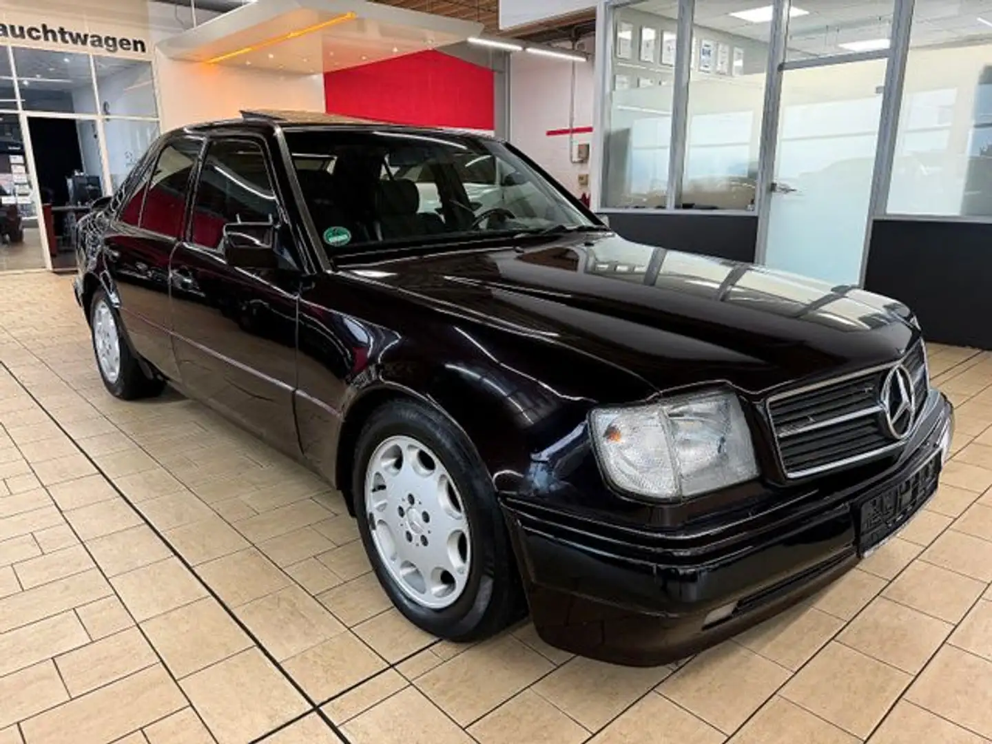 Mercedes-Benz 500E *LPG+KLIMA+LEDER+ESD+E-SITZ+SITZH+ST.HEIZ* Фіолетовий - 1