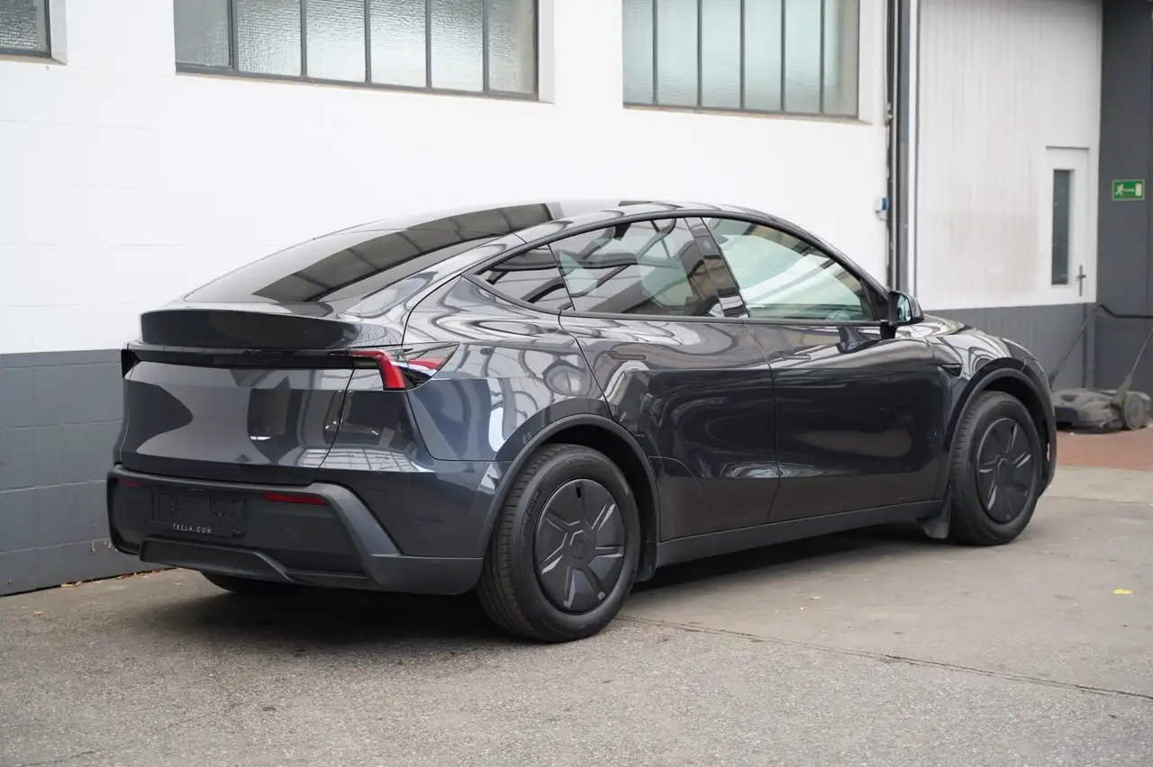 Tesla Model Y Hinterradantrieb *AHK*FSD*, миниатюра 22