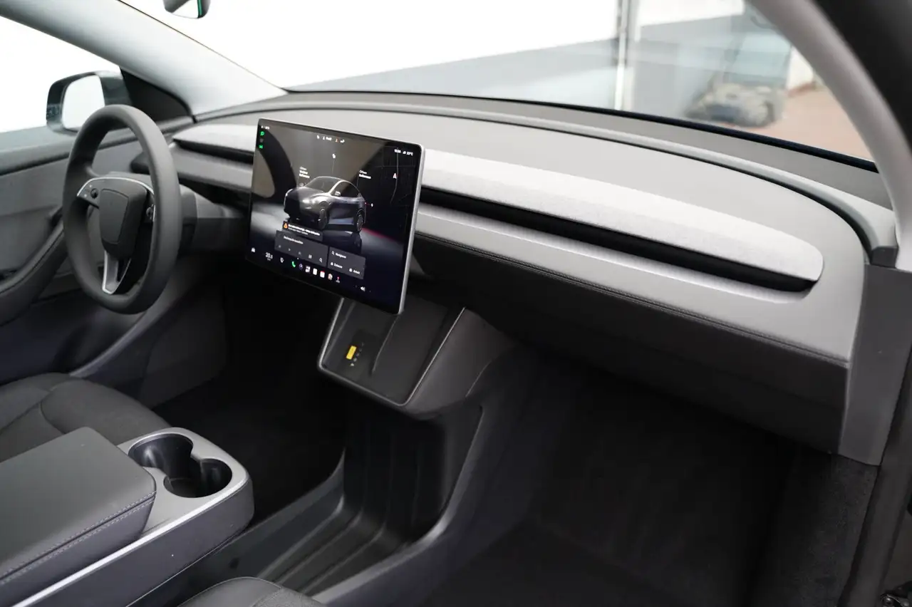 Tesla Model Y Hinterradantrieb *AHK*FSD*, миниатюра 17