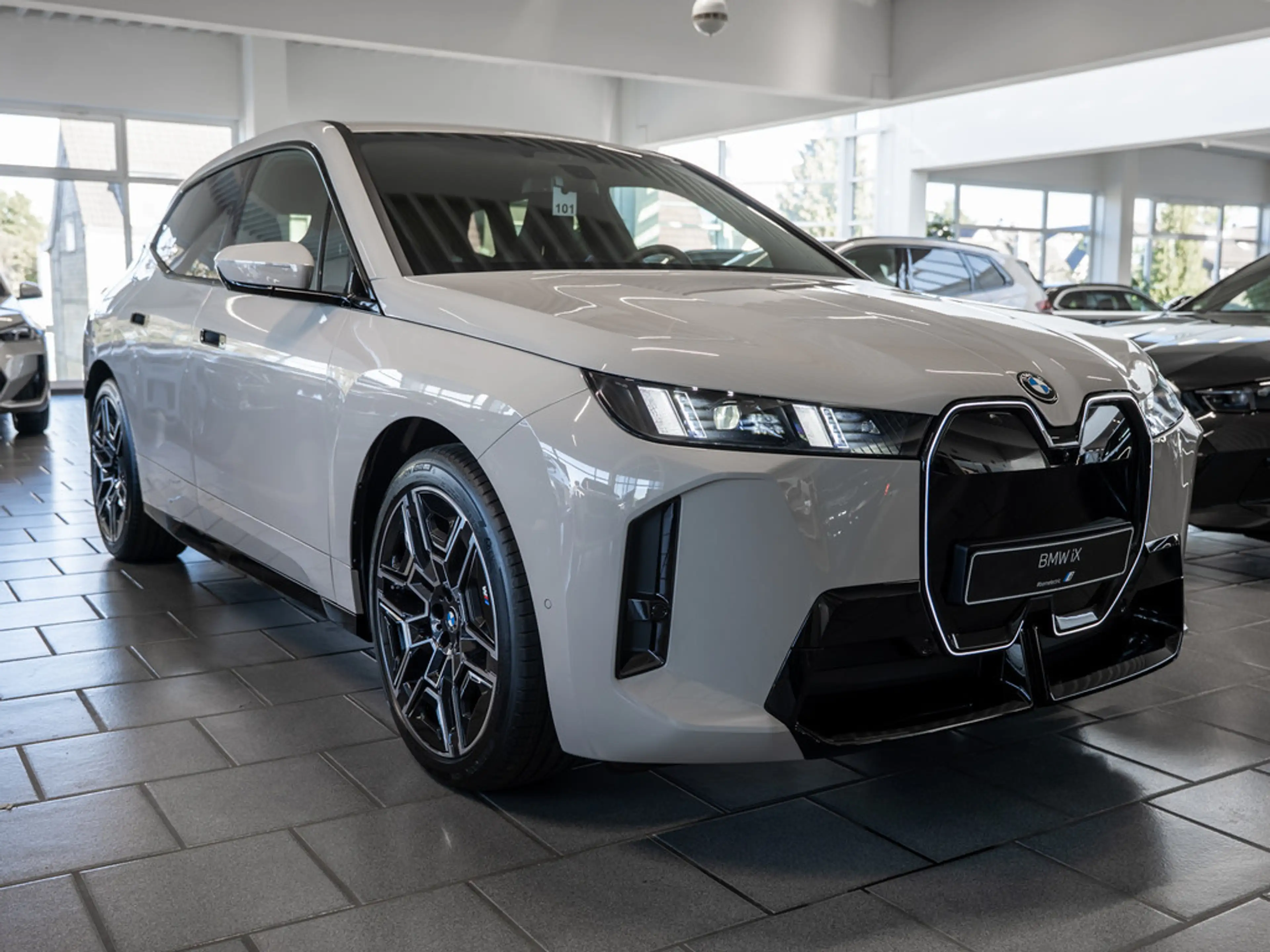 BMW iX xDrive45 M Sport FACEL. 360° LED ACC AHK — photo 4