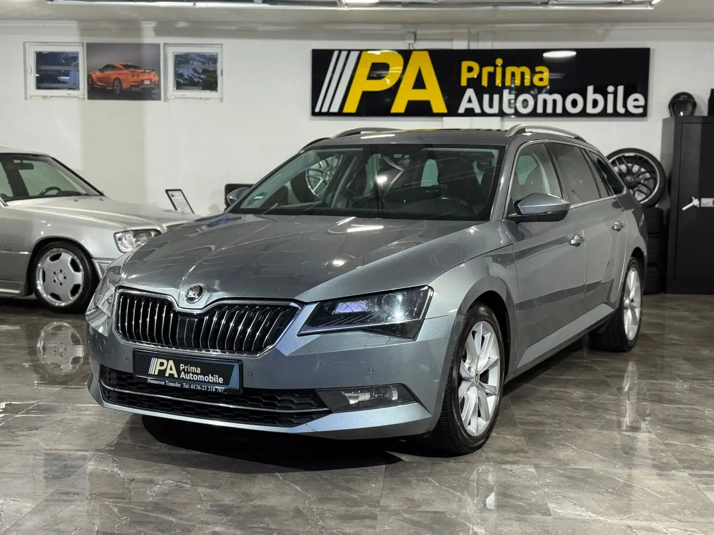 Skoda Superb 1.6 TDI Combi Ambition / DSG Navi Klima Gri - 1