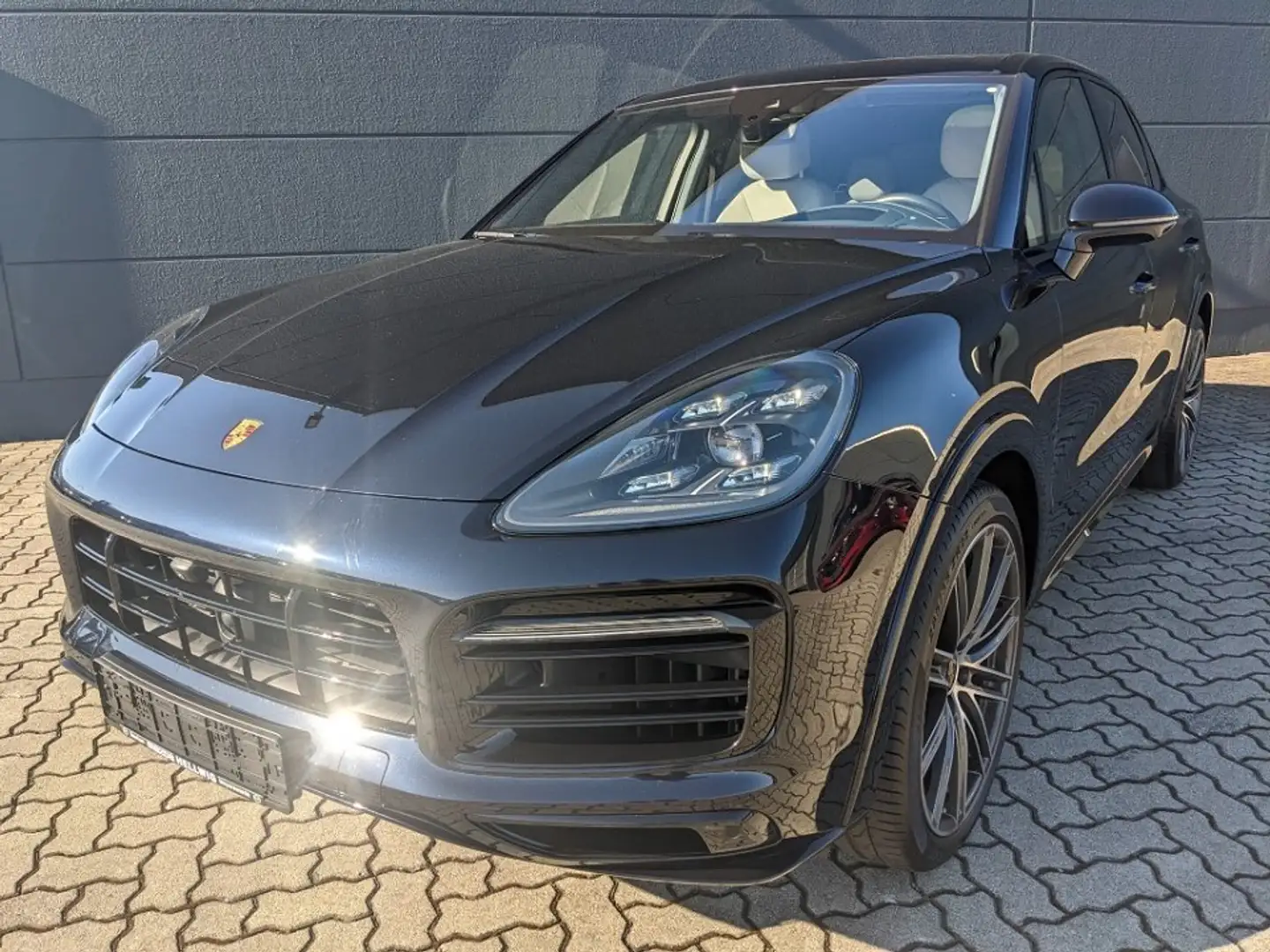 Porsche Cayenne 4.0l V8 GTS Allrad Pano AHK Standheizung Bleu - 1
