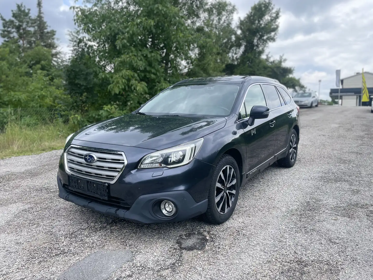 Subaru OUTBACK 2.0d Adventure lineartronic - 2