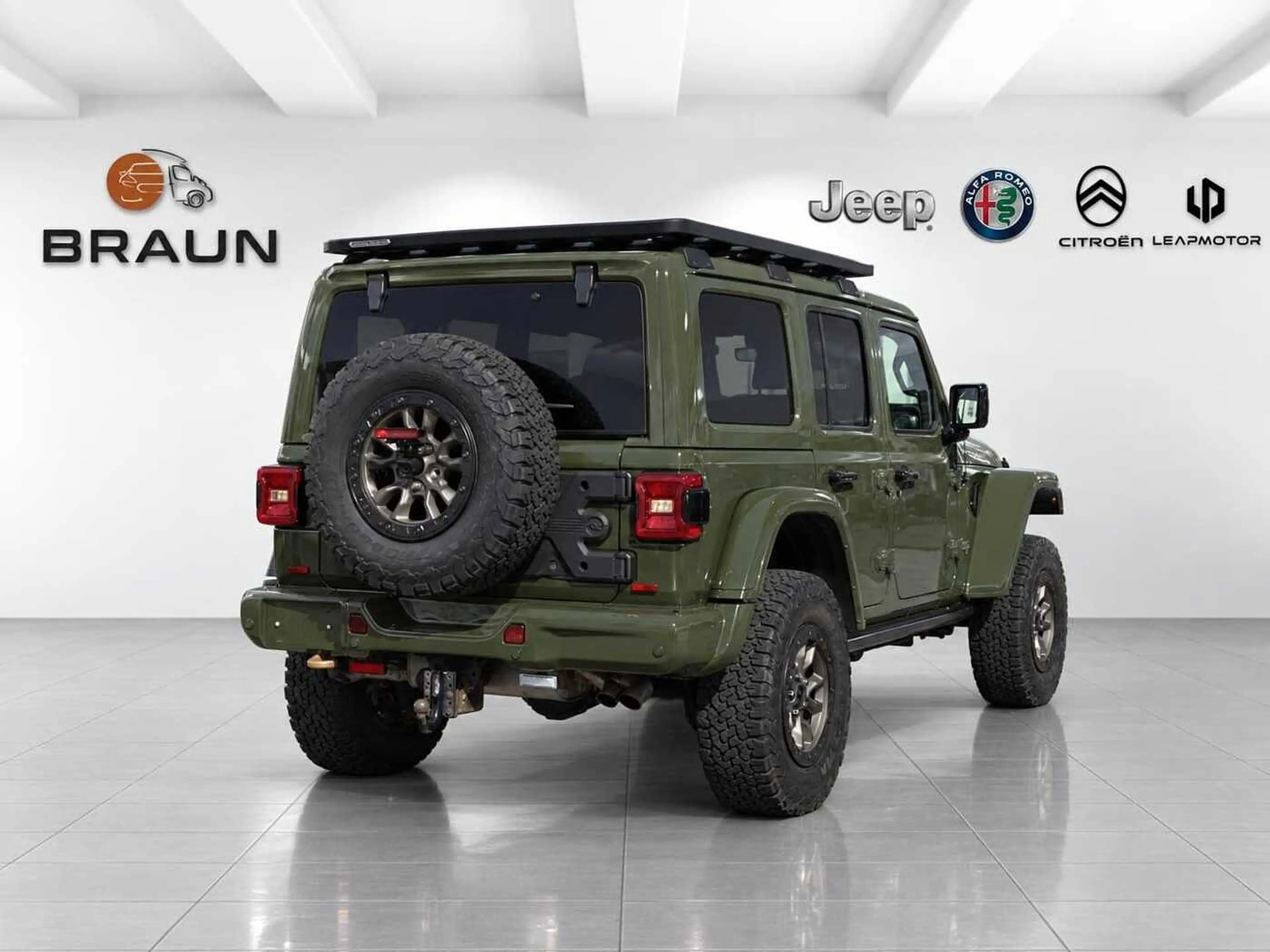 Jeep Wrangler Unlimited Rubicon 392 V8 GREENSTYLE — photo 3