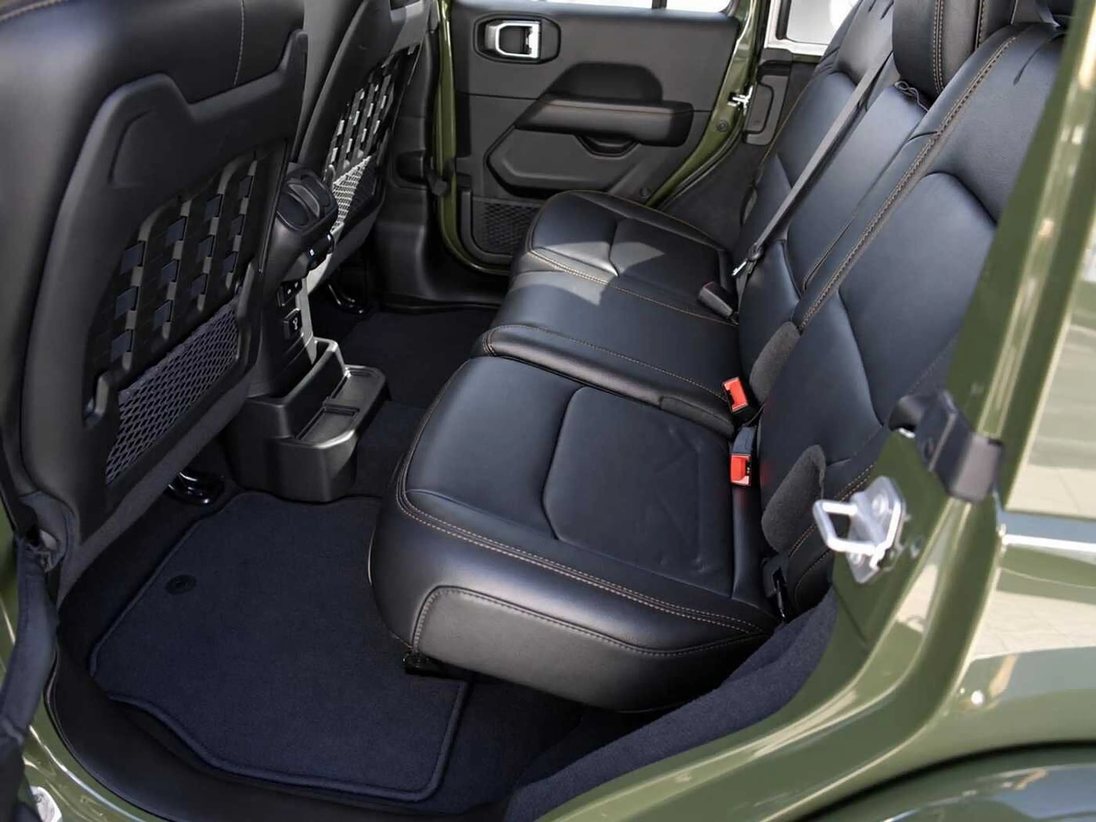 Jeep Wrangler Unlimited Rubicon 392 V8 GREENSTYLE — photo 14