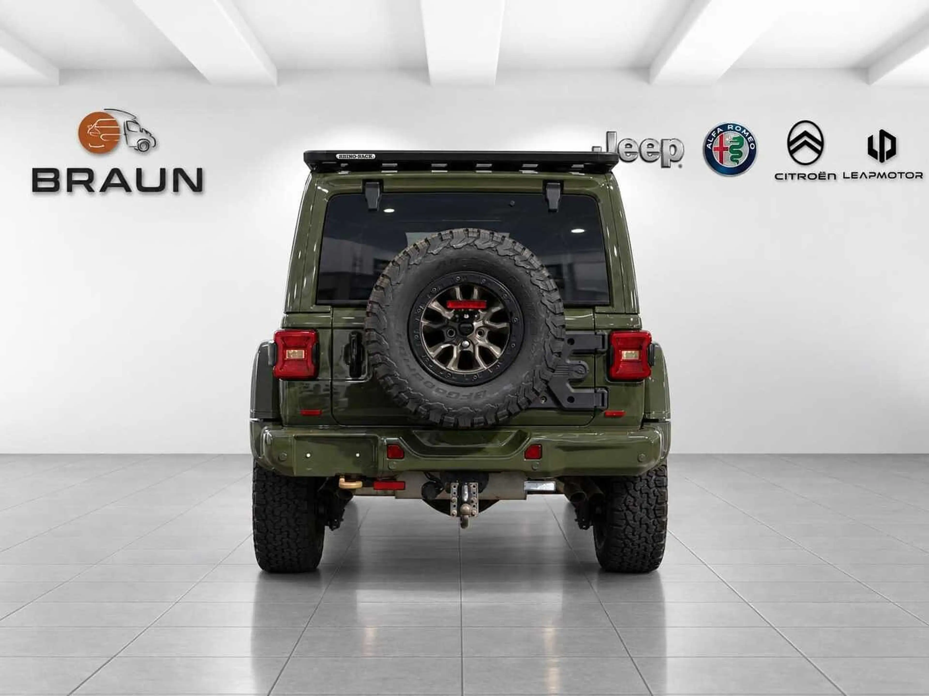 Jeep Wrangler Unlimited Rubicon 392 V8 GREENSTYLE — photo 4