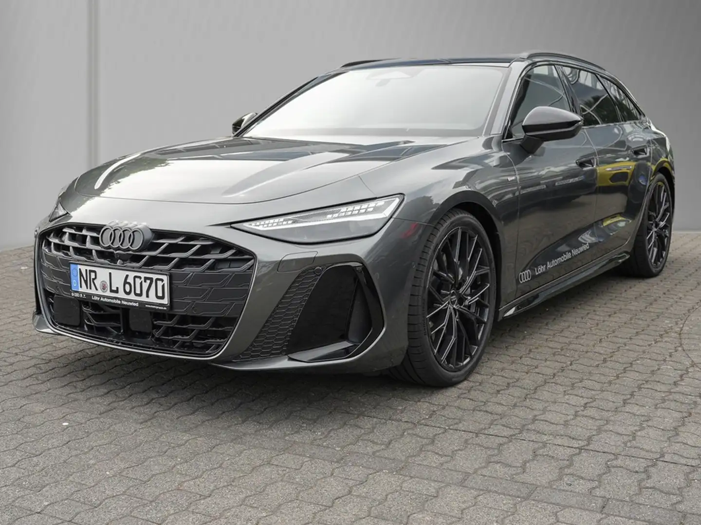 Audi A6 Avant TDI quattro edition one S line Pano, Gris - 2