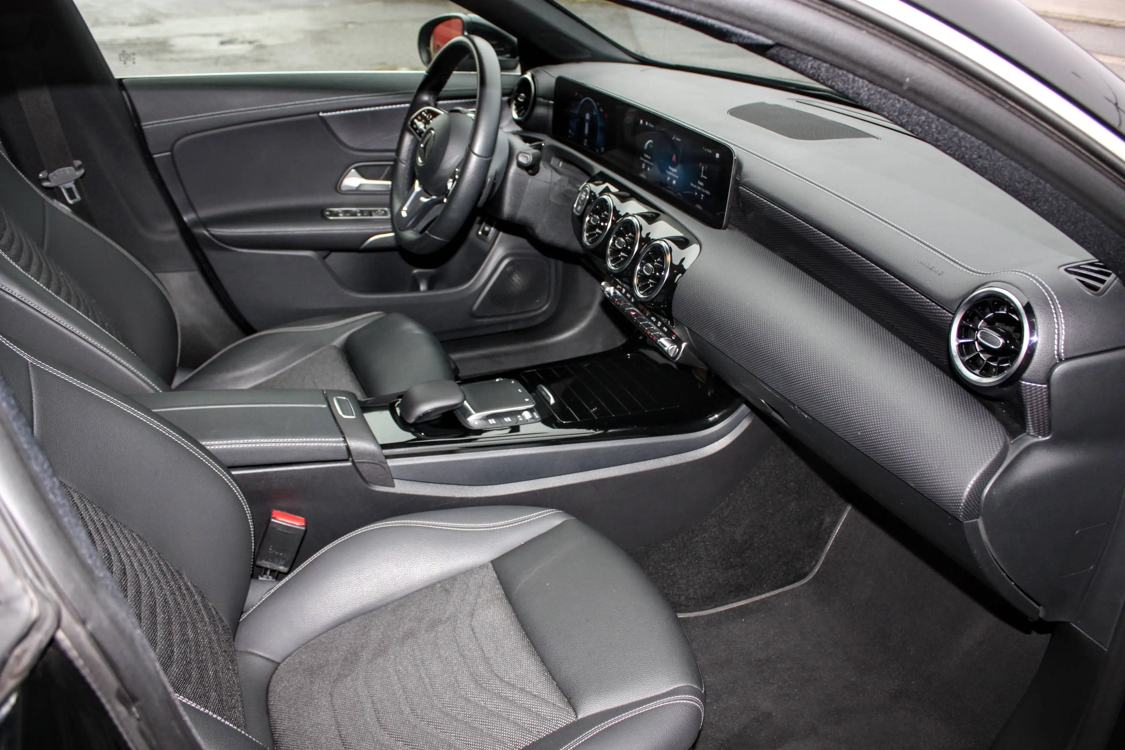 Mercedes-Benz CLA 180 CLA Shooting Brake 180d // PANO // ZETELVERW // GPS — photo 11