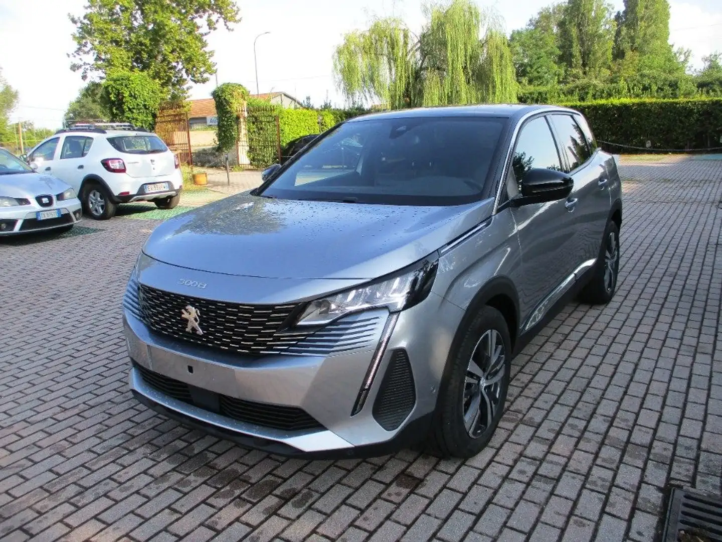 Peugeot 3008 PureTech Turbo 130 S&S Allure Pack Argento - 1