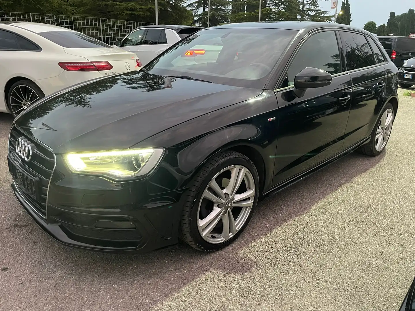 Audi A3 Sportback 1.4 g-tron S Line s-tronic Nero - 1