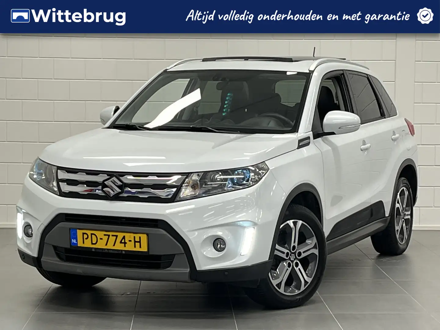 Suzuki Vitara 1.6 High Executive PANORAMADAK SCHUIF/KANTEL | NAV Wit - 1
