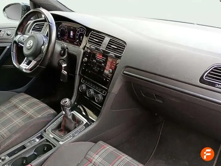 Volkswagen Golf 2019, foto 10