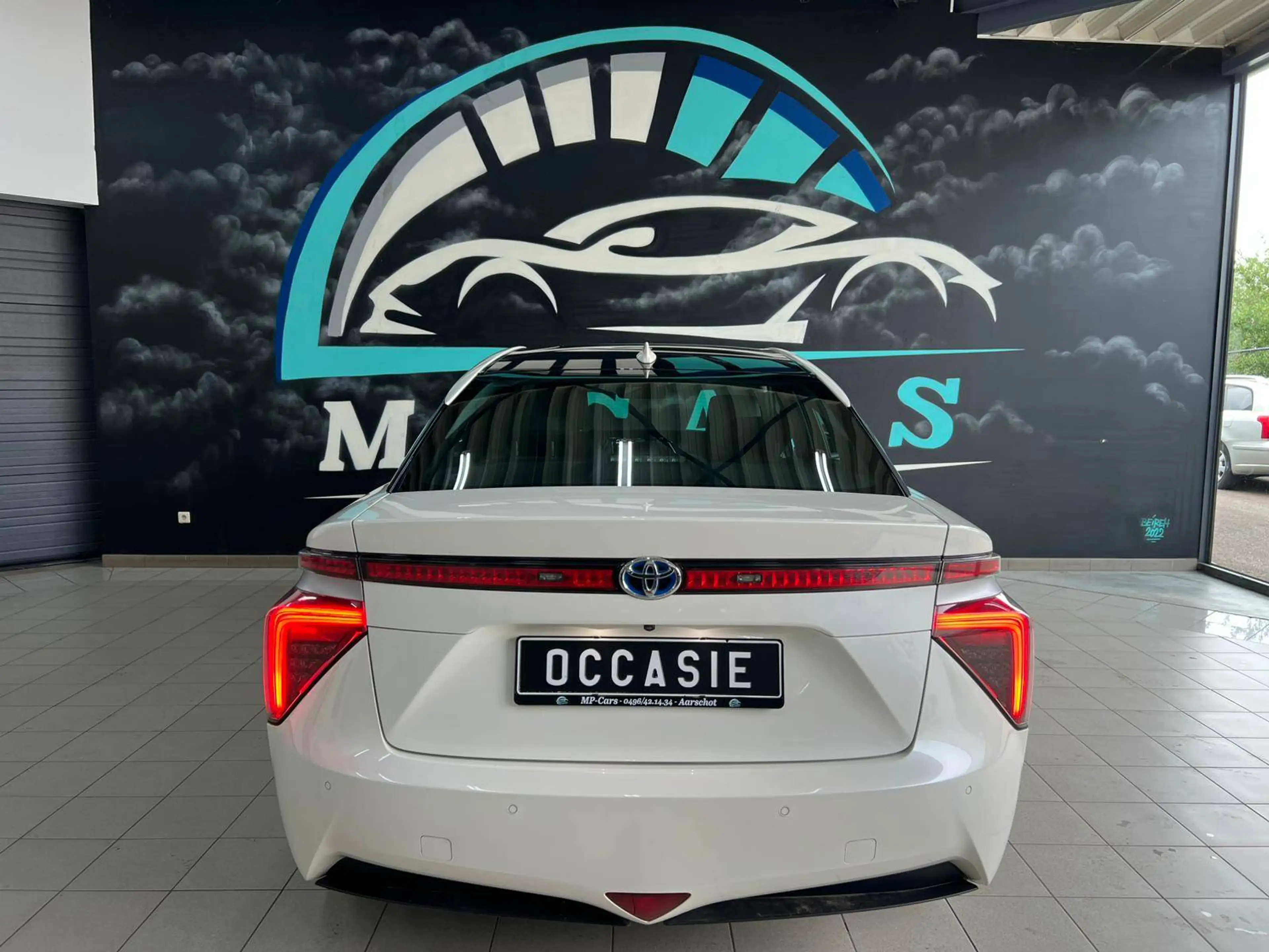 Toyota Mirai Mirai Premium Fuel Cell — photo 8