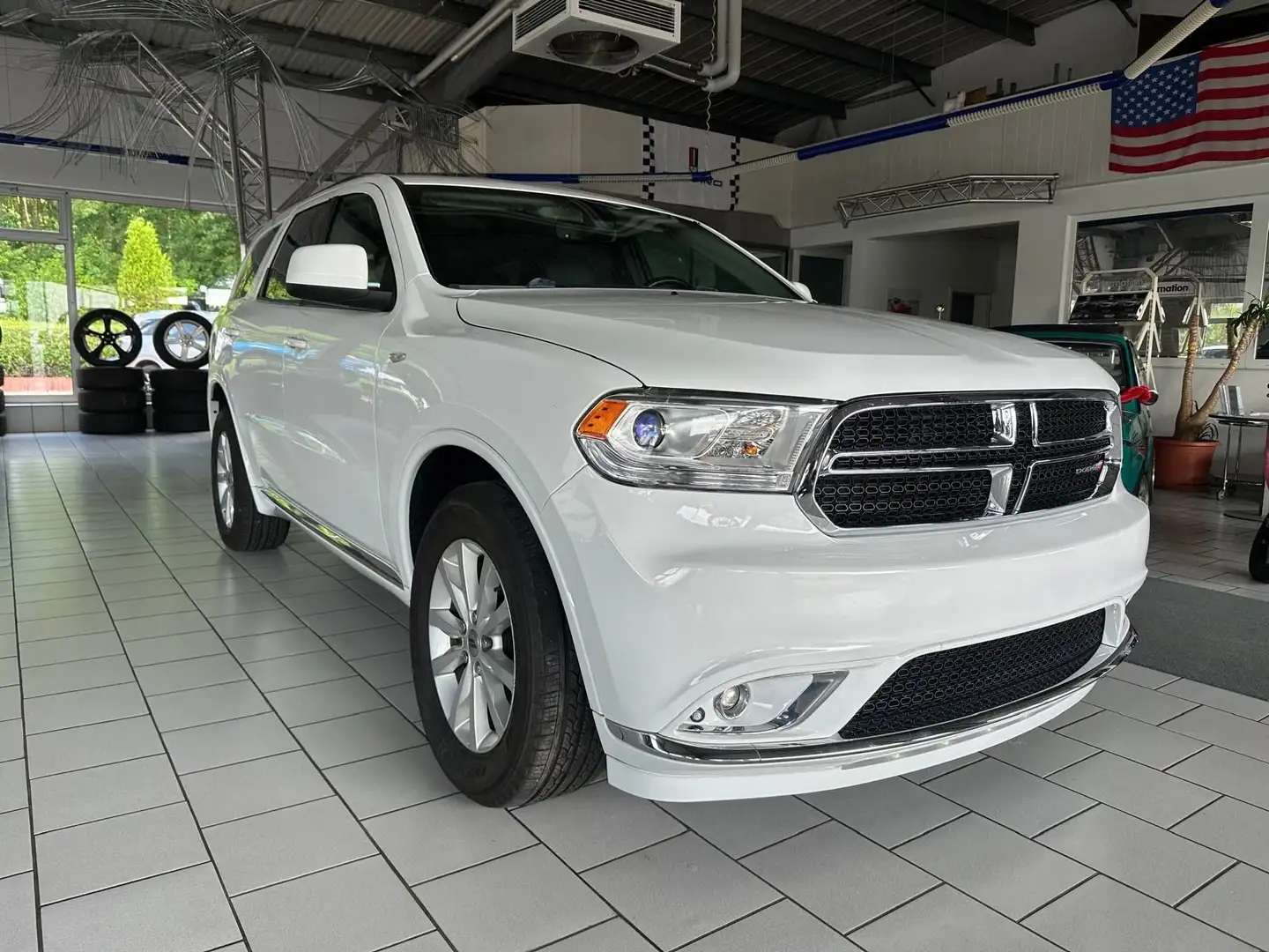 Dodge Durango 3,6 4x4 7 Sitzer 8Gang Leder 2.Hand Weiß - 2