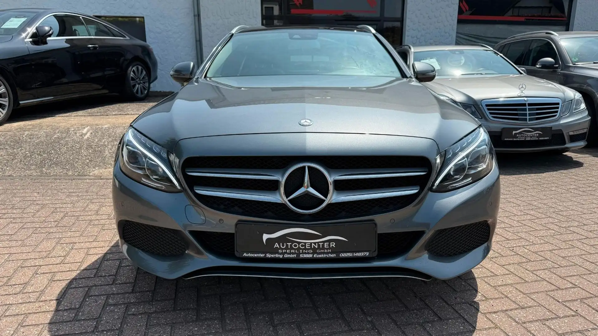Mercedes-Benz C 220 T BlueTec Avantgrde*LED*Leder*Panorama*Navi Grau - 2