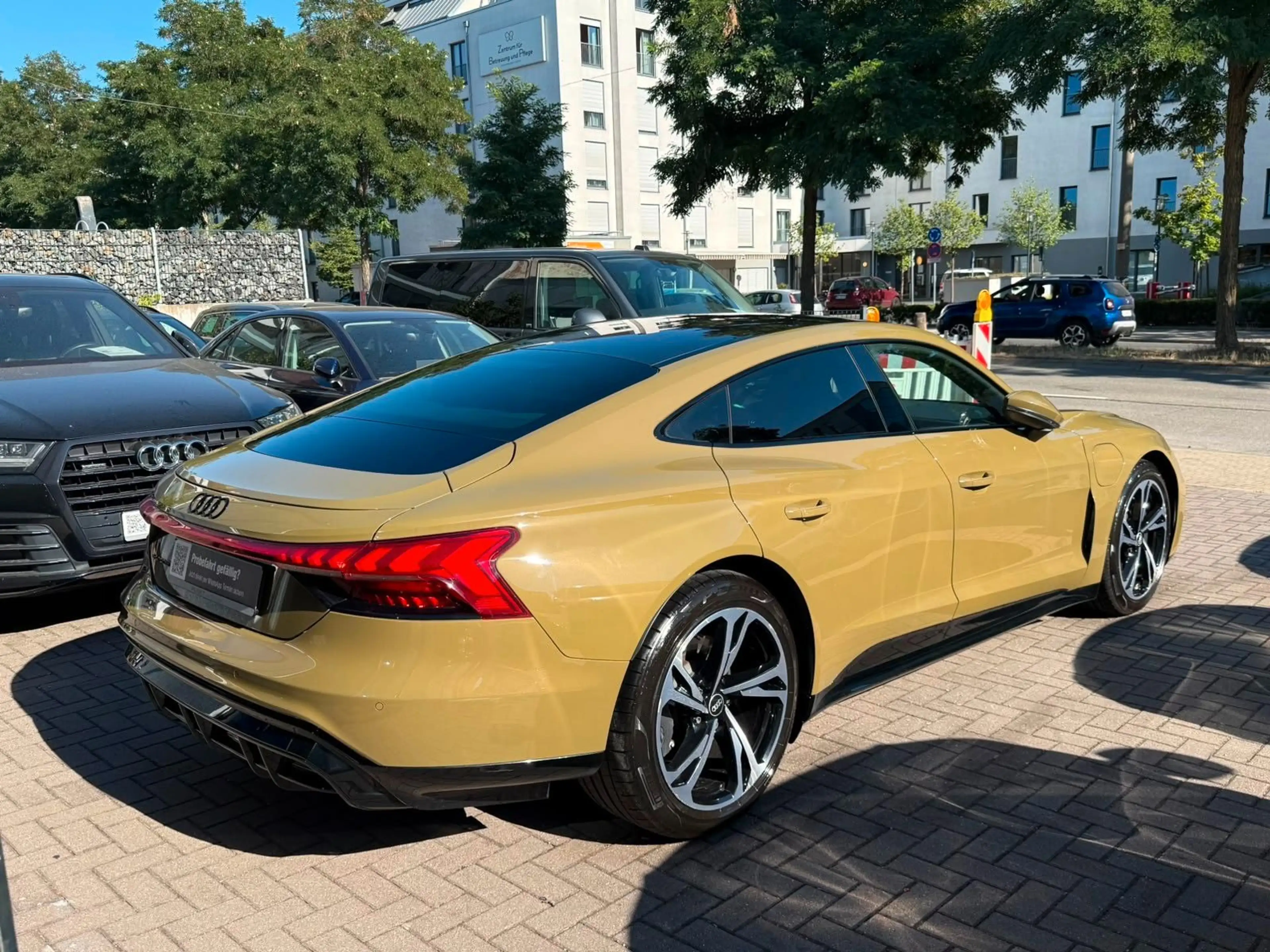 Audi e-tron GT *Quattro*Pano*Matrix*Kamera*ACC — photo 3