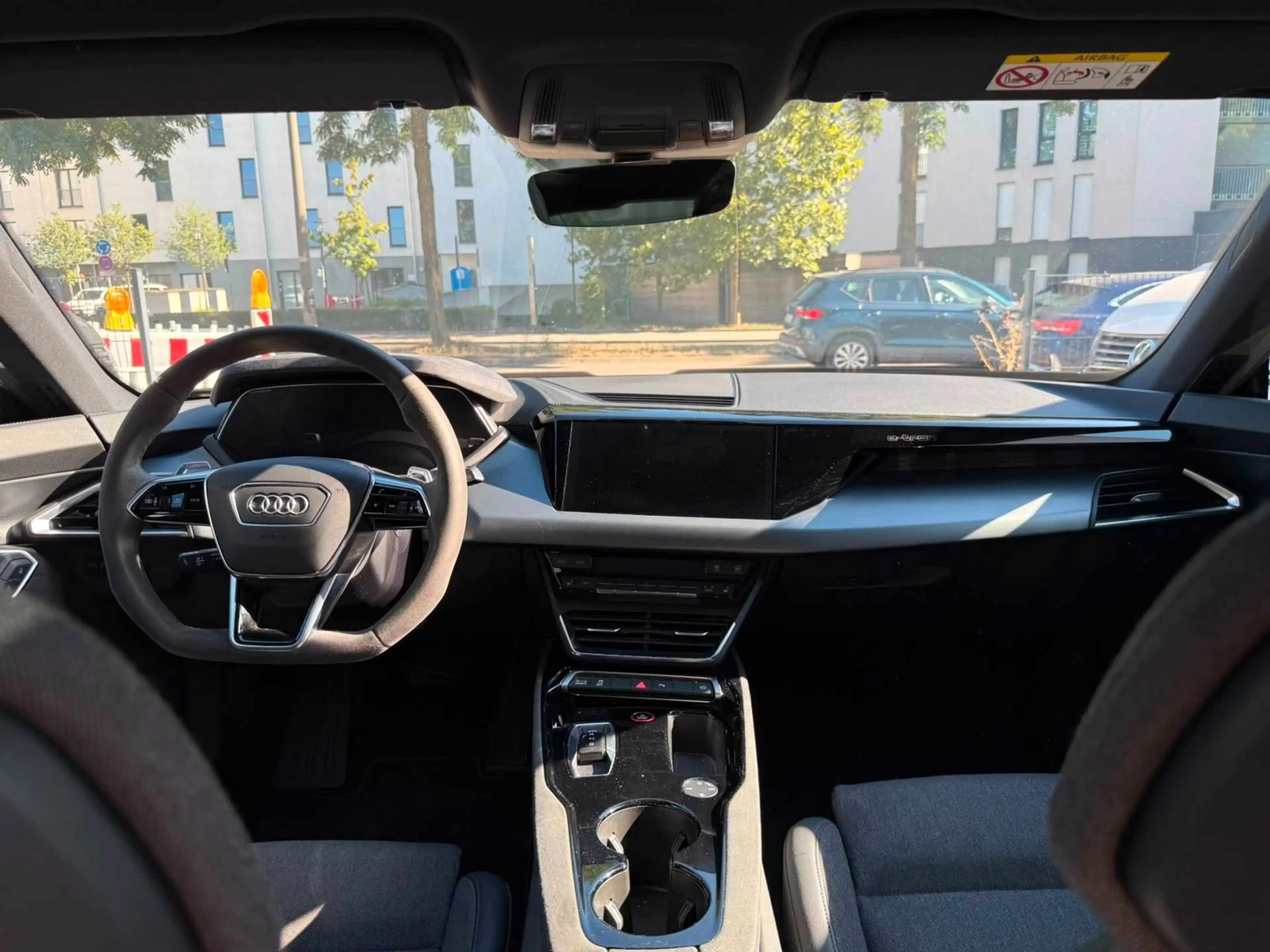 Audi e-tron GT *Quattro*Pano*Matrix*Kamera*ACC — photo 7