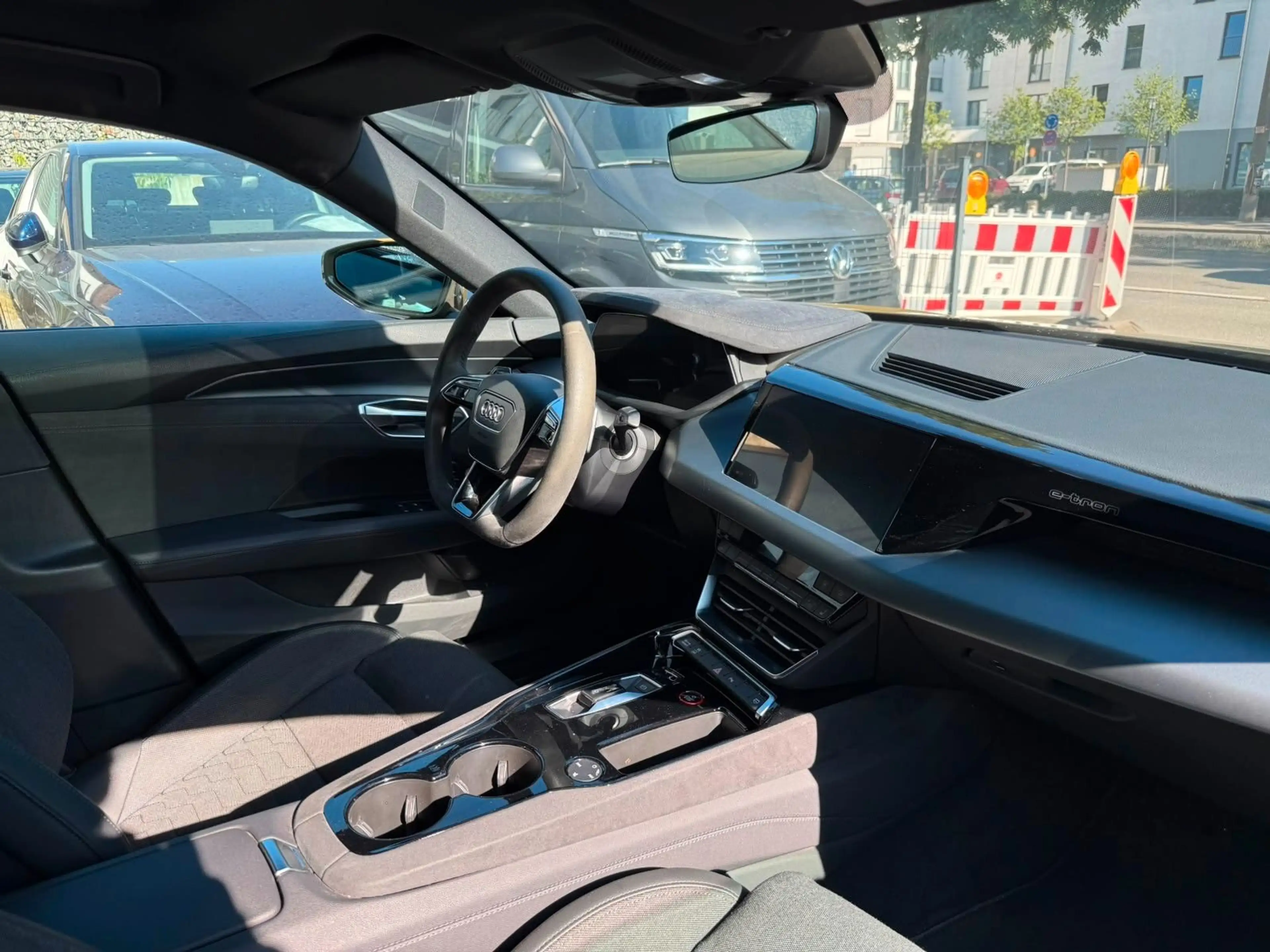 Audi e-tron GT *Quattro*Pano*Matrix*Kamera*ACC — photo 9