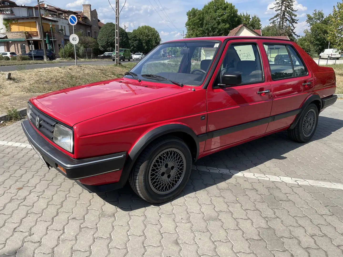 Volkswagen Jetta 1.6 Cat Rot - 2