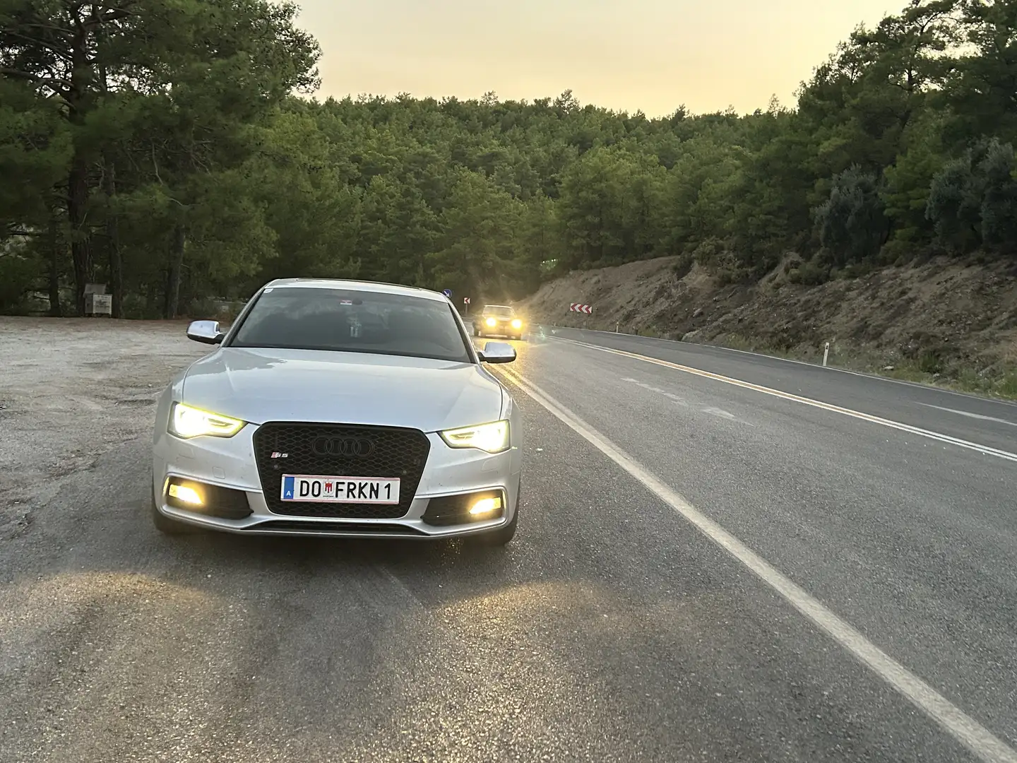 Audi S5 SB 3,0 TFSI quattro S-tronic Grau - 1