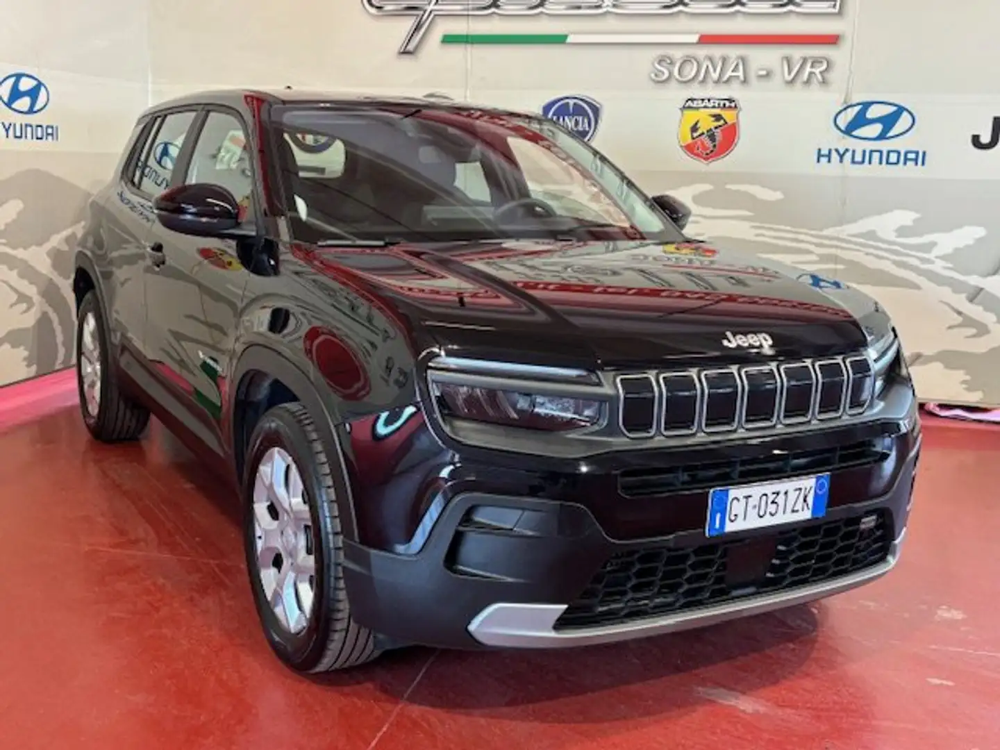 Jeep Avenger 1.2 Turbo Altitude Nero - 2